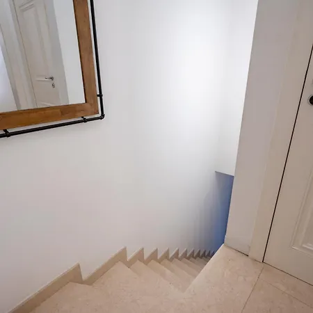 Luxury In Center Apartament Bari