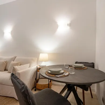Luxury In Center *